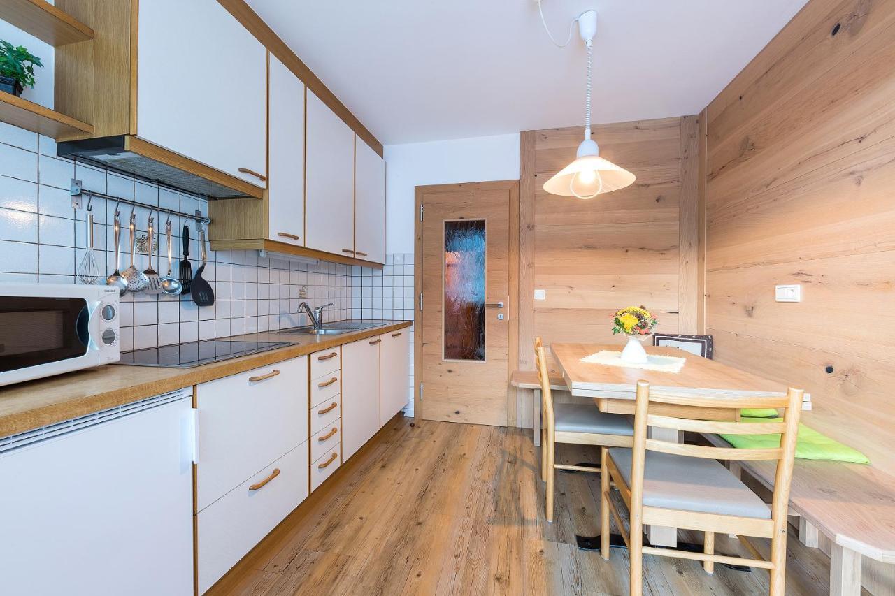 Appartments Lercher Irma San Candido Exteriér fotografie
