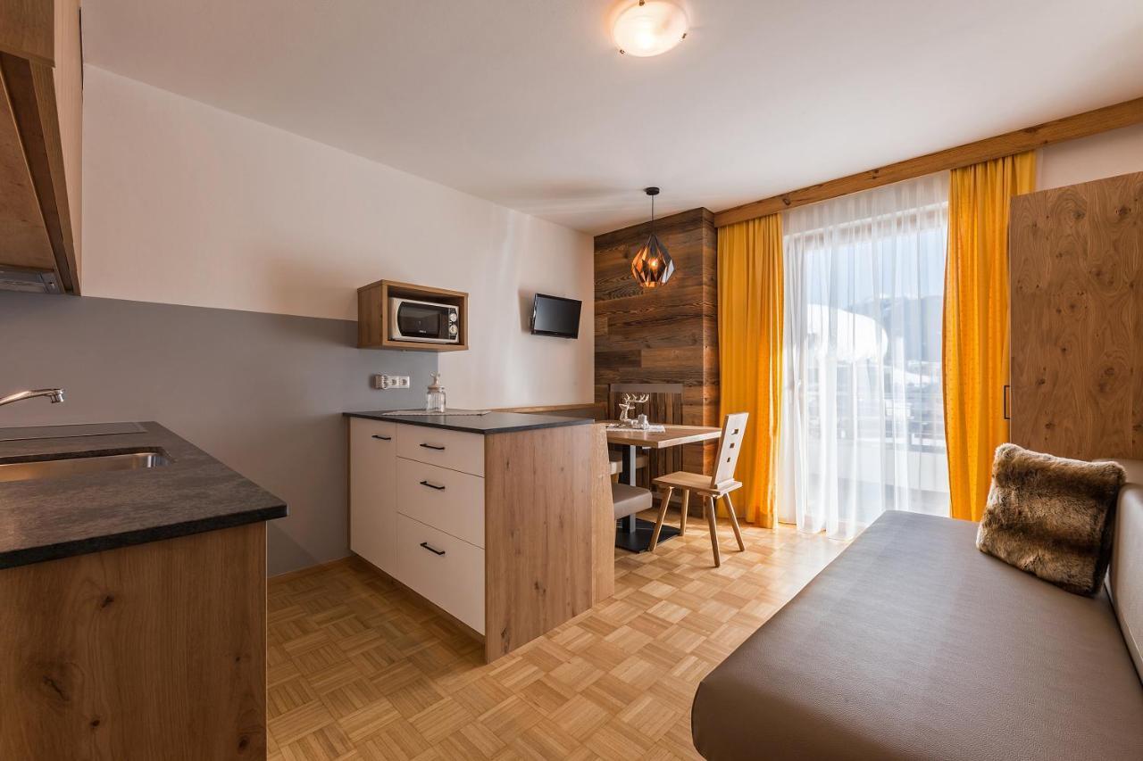 Appartments Lercher Irma San Candido Exteriér fotografie