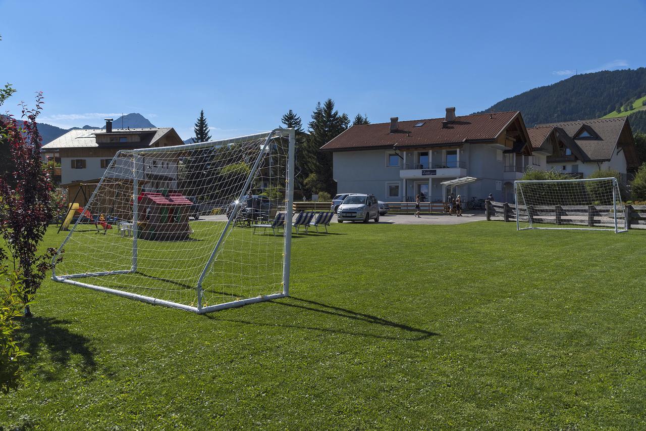Appartments Lercher Irma San Candido Exteriér fotografie