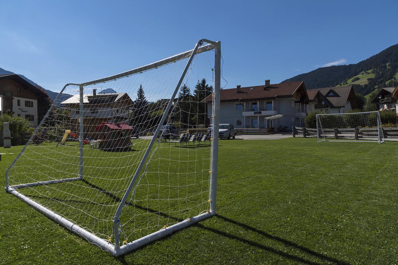 Appartments Lercher Irma San Candido Exteriér fotografie