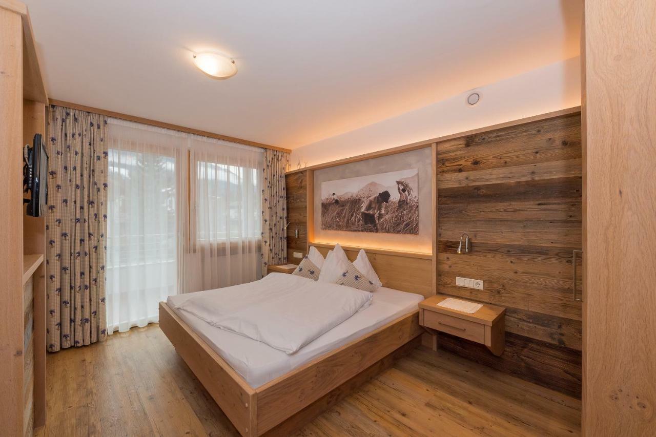Appartments Lercher Irma San Candido Exteriér fotografie