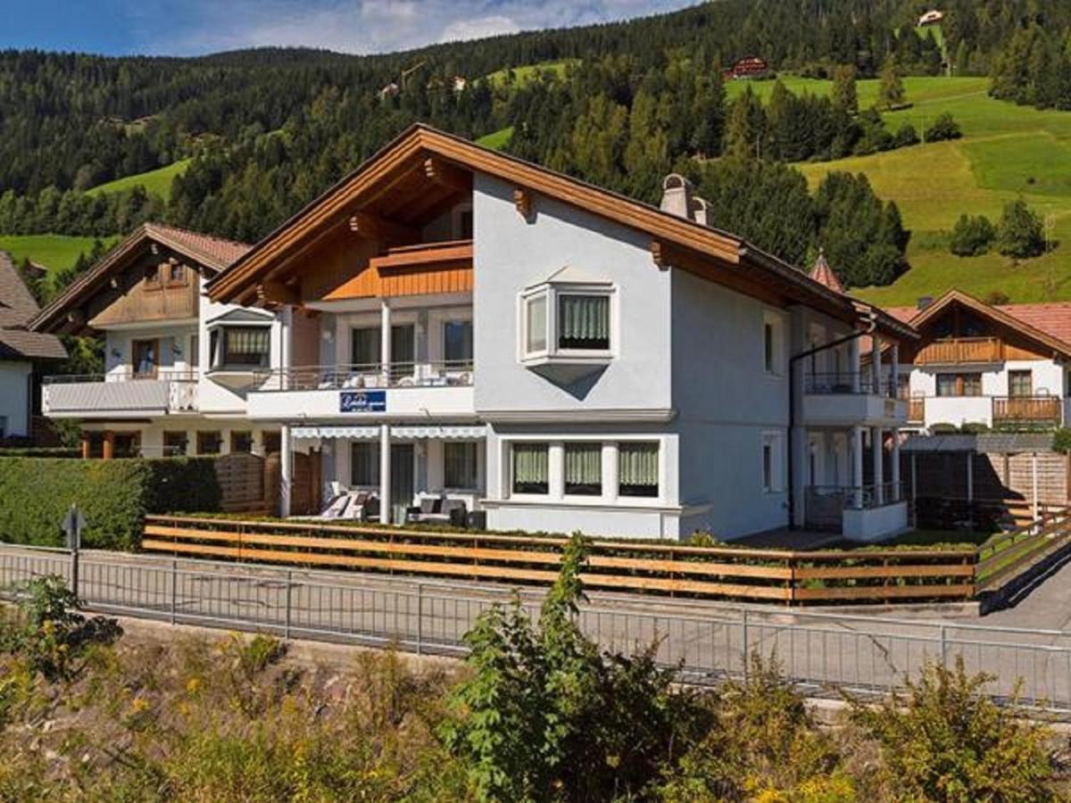 Appartments Lercher Irma San Candido Exteriér fotografie